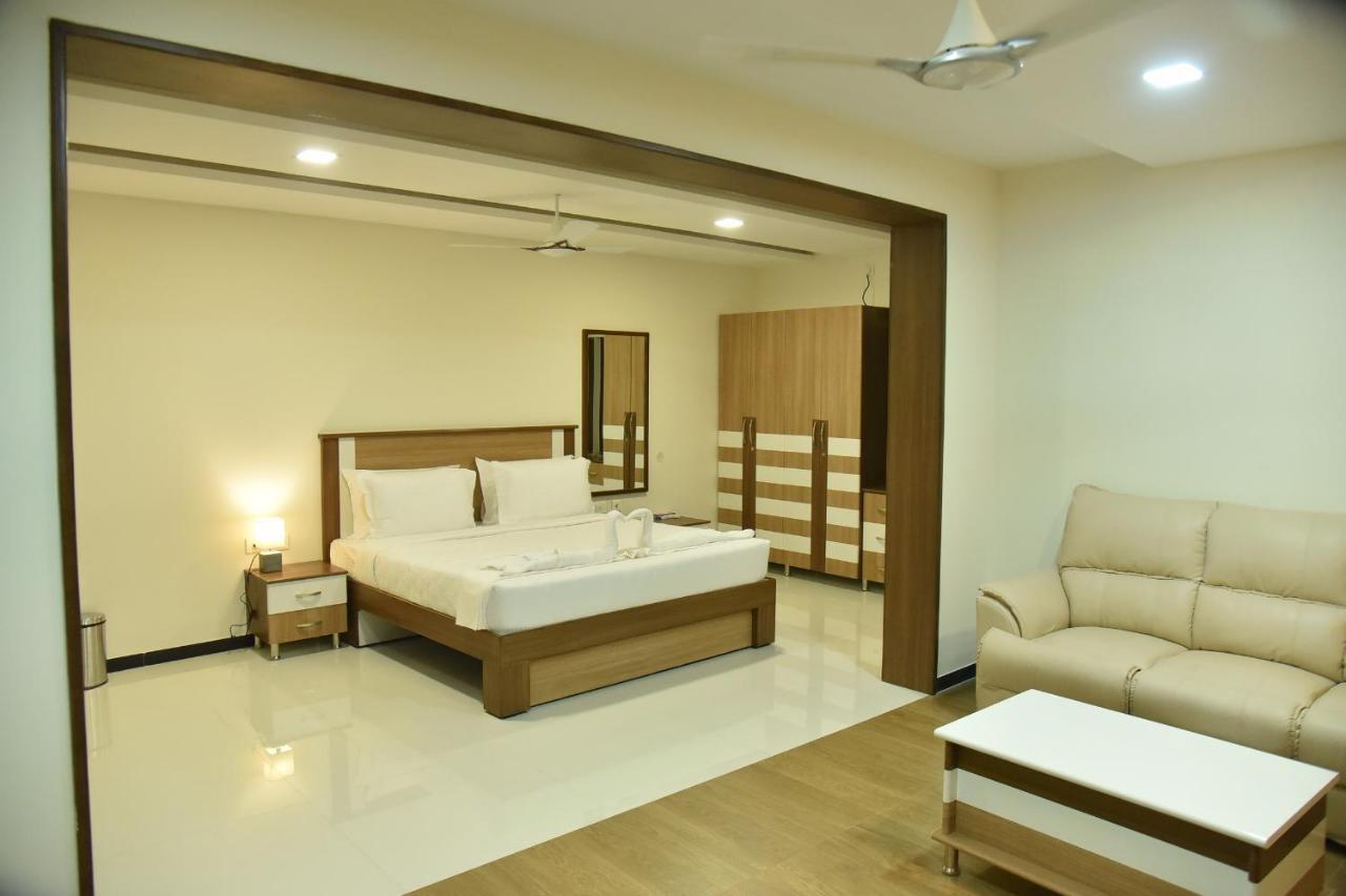 Hotel Santhoshpuri Coimbatore Zewnętrze zdjęcie